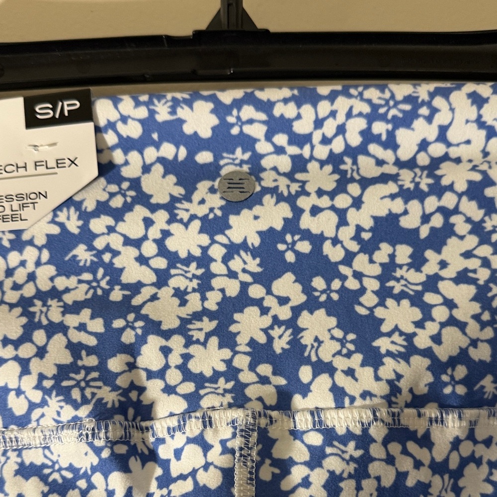 RBX Blue and White Floral Leggings - Picture 12 of 16